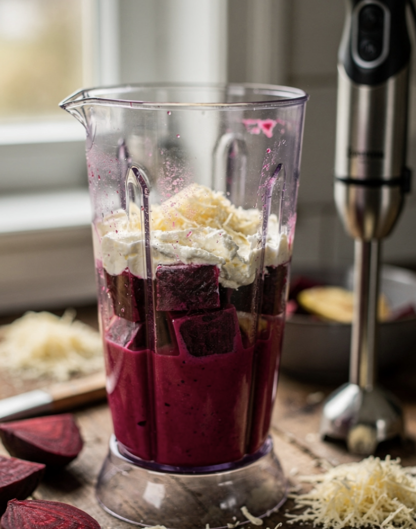 Gebeizter Lachs mit Rote-Bete-Creme & Meerrettich-Schmand_2